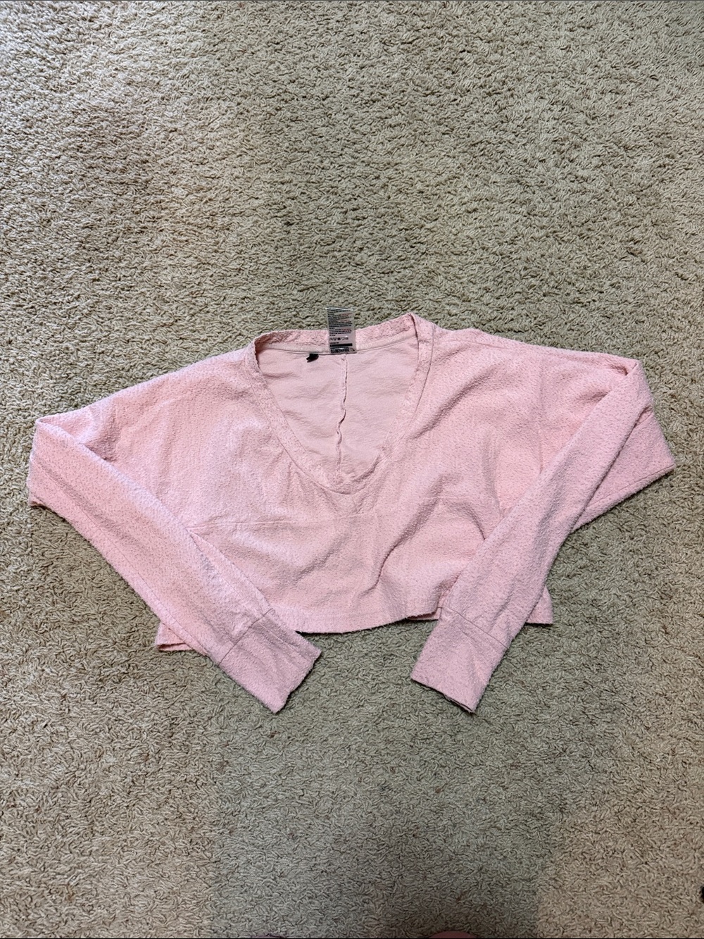 Cropped Light Pink Popcorn Athletic V-Neck Top